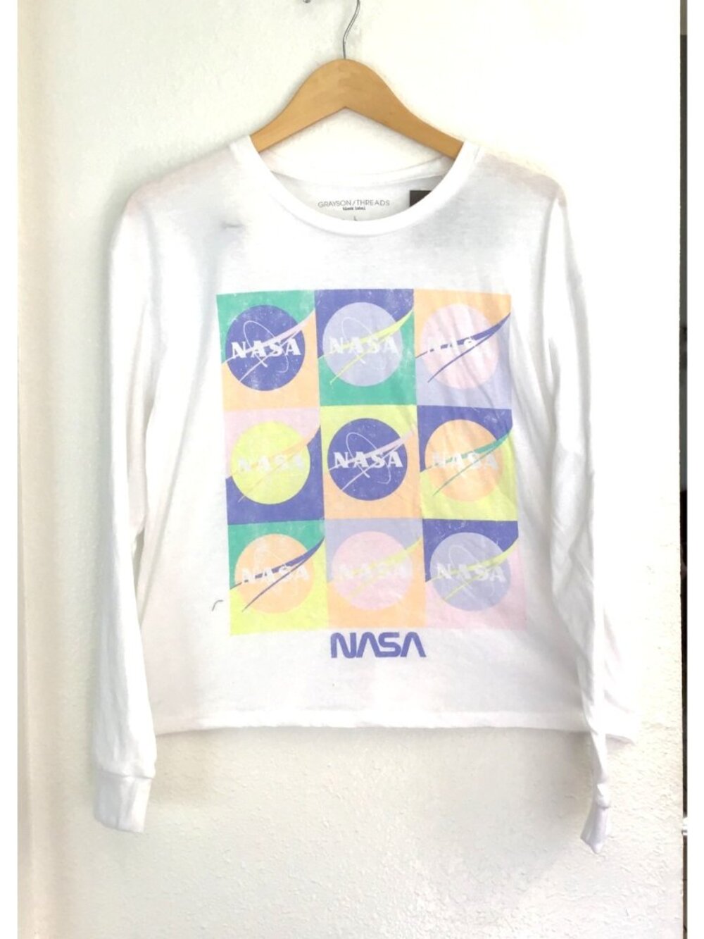 GRAYSON/THREADS-WOMEN WHITE CREW NECK LONG SLEEVE GRAPHIC CROP TOP SIZE LARGE